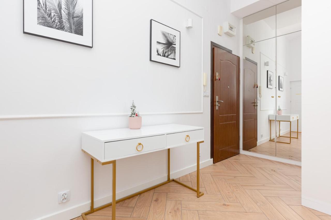 Praga Center Apartments By Noclegi Renters Варшава Екстер'єр фото